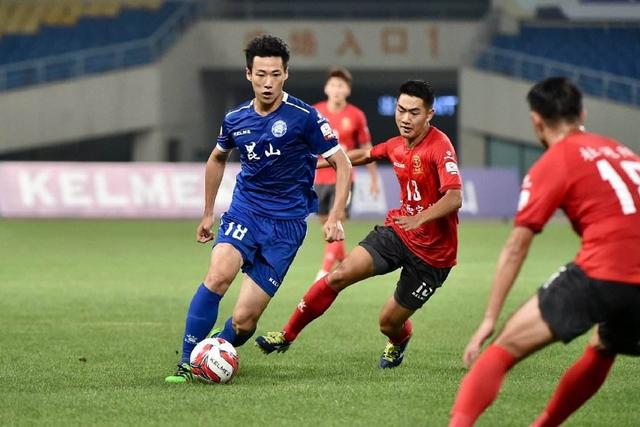 火箭新赛季首发阵容基本确定，范弗利特领衔